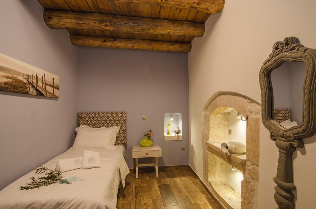 Angelos House Spa & Hammam Arkhondiki Room photo